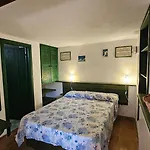 بيت للعطل La Terrazza Sul Mare - Panoramic Overlooking Sea And Caprera Island In A Quiet Residential Area - 150 Mt From The Sea