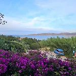 La Terrazza Sul Mare - Panoramic Overlooking Sea And Caprera Island In A Quiet Residential Area - 150 Mt From The Sea