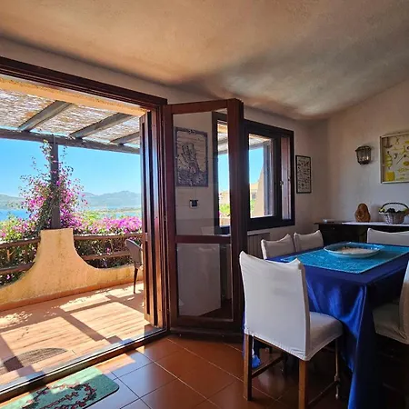 La Terrazza Sul Mare - Panoramic Overlooking Sea And Caprera Island In A Quiet Residential Area - 150 Mt From The Sea Hébergement de vacances *